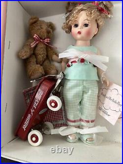 Madame Alexander #42360 Wendy And Her Radio Flyer Doll NEW Mint VERY RARE 2006