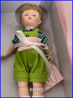 Madame Alexander 43000 2006 MADC Premiere Puppy Dog Tails 8 Doll 57/80 With Dog