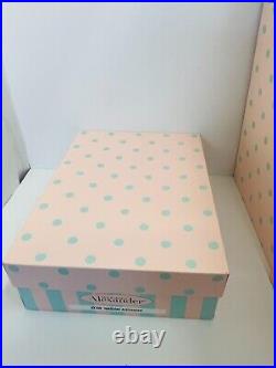 Madame Alexander 47700 Madame Alexander Doll With Box, Accessories, COA & Tags