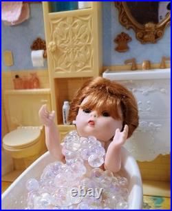 Madame Alexander 8 Bathtub Me Time DIORAMA