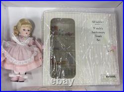Madame Alexander 8 Doll #36130 80th WENDY'S Anniversary Closet Trunk Set NEW