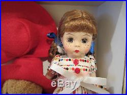 Madame Alexander 8 Doll Wendy loves Paddington Bear Trunk set 50360 2010 new