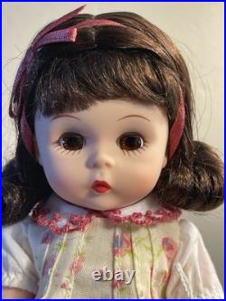 Madame Alexander 8 Dolls 37950 Fifty Years of Friendship, NIB, 752/1500