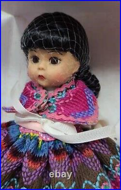 Madame Alexander 8 Peru Doll With Llama No. 35665 2003 Beautiful