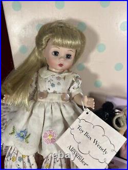 Madame Alexander 8 Toy Box Wendy Doll 36270 Blonde