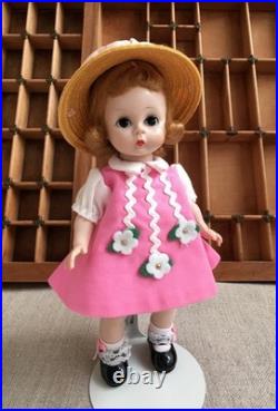 Madame Alexander 8 Vintage Bend Knee Walker RARE GODC Tea at the Waldorf Outfit