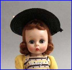 Madame Alexander 8 Wendy Loves School Dresses SLW #348 (1956-1957)