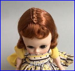 Madame Alexander 8 Wendy Loves School Dresses SLW #348 (1956-1957)