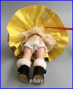 Madame Alexander 8 Wendy Loves School Dresses SLW #348 (1956-1957)