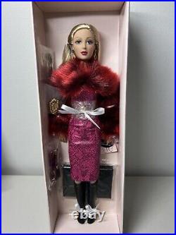 Madame Alexander Alex At Threads Fashion Show 2008 MADCC Centerpiece, LE, NIB