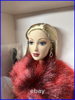 Madame Alexander Alex At Threads Fashion Show 2008 MADCC Centerpiece, LE, NIB