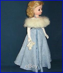Madame Alexander Beautiful Cissy 21 Doll In Modern Blue Evening Outfit