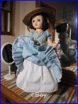 Madame Alexander Binnie Winnie Walker Doll Brunette Blue Eyes Dressed Hat 24
