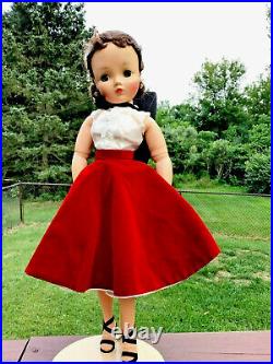 Madame Alexander Brunette Cissy Doll 1956 Tagged Outfit