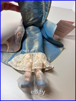Madame Alexander CISSETTE Doll / #41910 Strolling Beneath the Stars / RARE- BOX