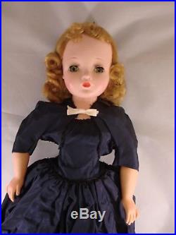 Madame Alexander CISSY Blonde Doll 20 with clothes