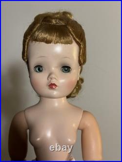 Madame Alexander CISSY Doll 1955 56 Straight Bangs Top Knot