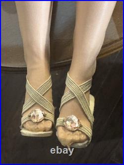 Madame Alexander CISSY Doll 1955 56 Straight Bangs Top Knot