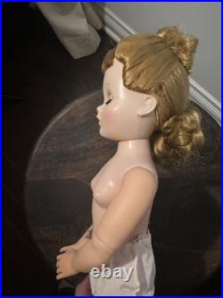 Madame Alexander CISSY Doll 1955 56 Straight Bangs Top Knot