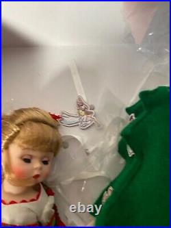 Madame Alexander Christmas Is Coming 42375 8 in Box with Tags, Accessories