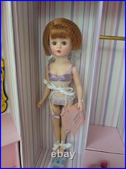 Madame Alexander Cissette Lingerie Trunk great cond! Accs still sealed! 10