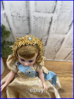 Madame Alexander Cissette Queen Elizabeth Coronation Doll Vintage 10-inch