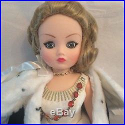 Madame Alexander Cissy Doll 21 In