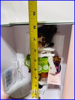 Madame Alexander Classic Trimmings With LenoxT Porcelain Wendy 48450 with Accessory