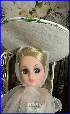 Madame Alexander Coco, 16 Inch Doll, Riviera Nights, Complete Set, No Stand