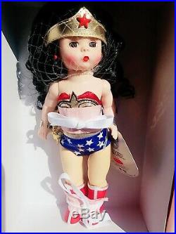 Madame Alexander & DC Comics Wonder Woman in Box 8 Doll #70000