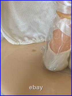 Madame Alexander Deborah Bride Doll In Box 16 Blonde Hair Wedding Gown & accs