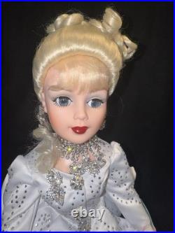 Madame Alexander Diamond Beauty 75th Anniversary Doll 1998 White Gown