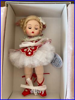 Madame Alexander Doll #49820 Holiday Magic Ballerina 136/550 8 Blonde Hair