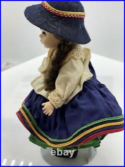 Madame Alexander Doll 8 Inch Kins Bent Knee Bolivia 386 Stand A Box Vintage Rare