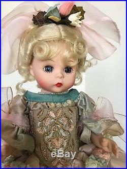 Madame Alexander Doll COURTYARD # 38840 HTF Platinum Edition Box
