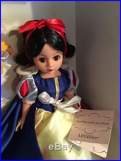 Madame Alexander Dolls Snow White and Seven Dwarfs Mint NEW 35520 Box RARE Doll