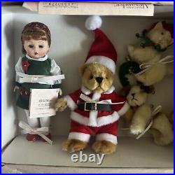 Madame Alexander Dolls The Four of Us 46210- 2003 Christmas Set