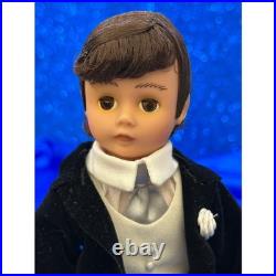 Madame Alexander Jackie and John Kennedy American Couples Wedding Doll Set 20117