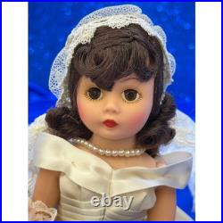 Madame Alexander Jackie and John Kennedy American Couples Wedding Doll Set 20117