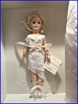 Madame Alexander Kong The 8th Wonder of the World Doll #41950