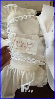 Madame Alexander Let's Play Dolls By Alice Darling Trunk Set 14 Doll with Dresses