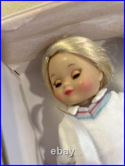 Madame Alexander Maggie Loves Golf Doll 8 Tall No. 44518. NIB