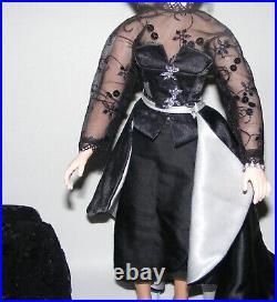 Madame Alexander Modern Limited Edition 21 NEW YORK CISSY Doll