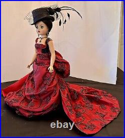 Madame Alexander Object of Desire Cissy Doll NRFB with COA & HT LE 133/200 2004