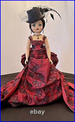 Madame Alexander Object of Desire Cissy Doll NRFB with COA & HT LE 133/200 2004