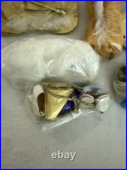 Madame Alexander PAMELA PLAYS DRESS UP AT GRANDMA'S TRUNK HORCHOW'S 1993 READ