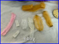 Madame Alexander PAMELA PLAYS DRESS UP AT GRANDMA'S TRUNK HORCHOW'S 1993 READ