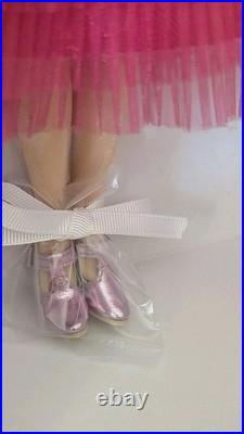 Madame Alexander Popular Glinda 10 Doll Wicked NFB 2011 L. E. Tag Box