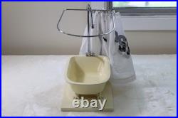 Madame Alexander Psycho Set Janet Leigh with Doll/Tub/Shower Curtain No Box