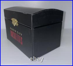 Madame Alexander Radio City NY Rockette Trunk Doll Set 49805 FAO Schwartz